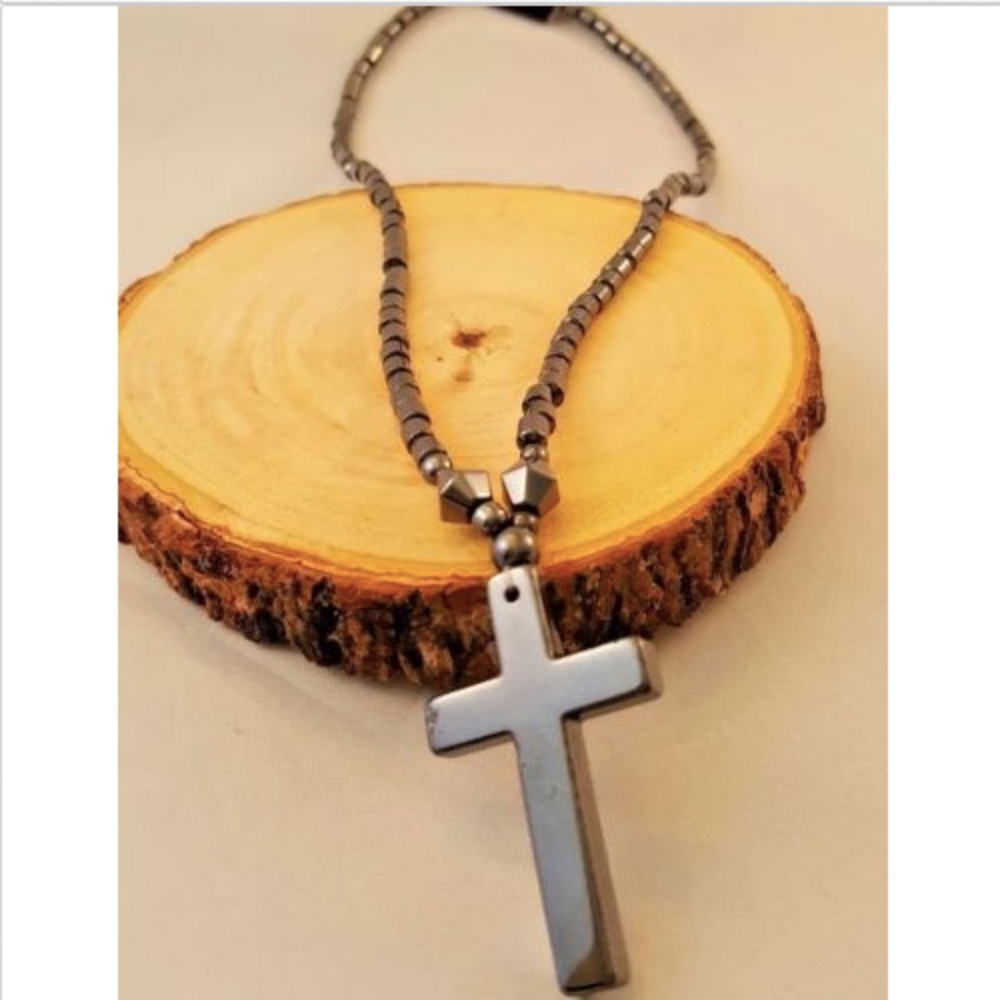 Hermalite Cross Necklace Dark Gray Screw Barrel *
